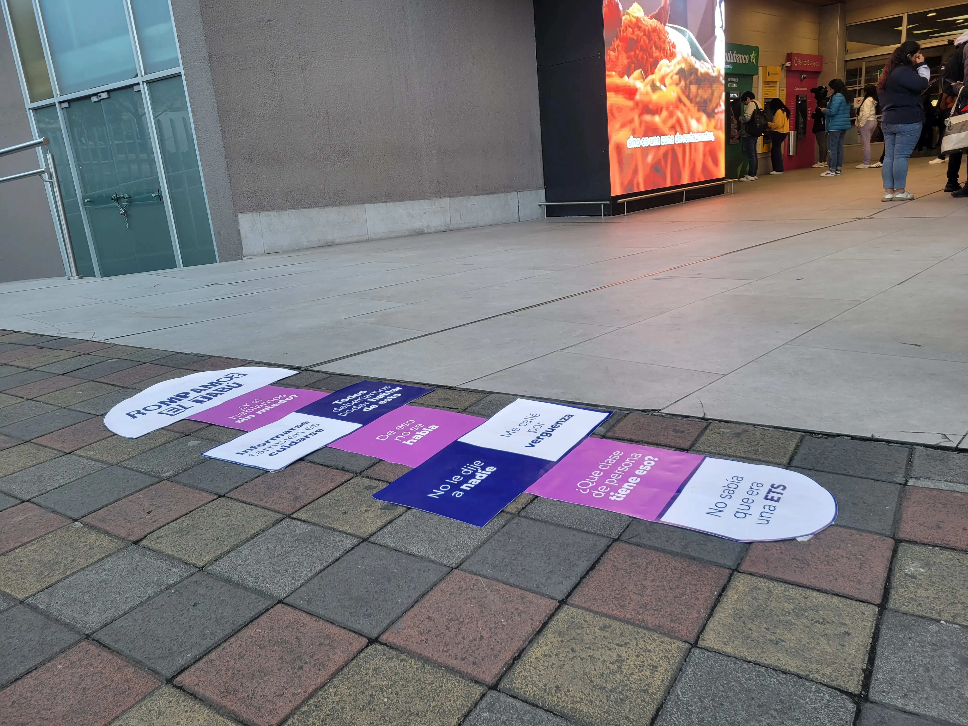 Rayuela (saltemos el tabú)